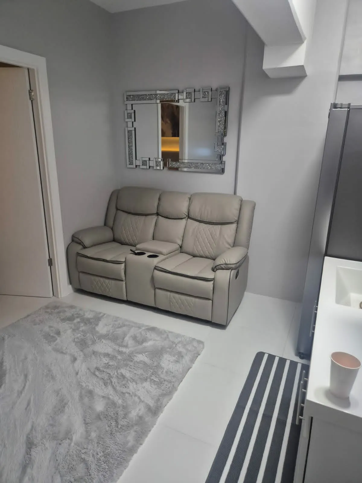 1 Bedroom for Rent at Royal OceanCrest Lapu-lapu -07