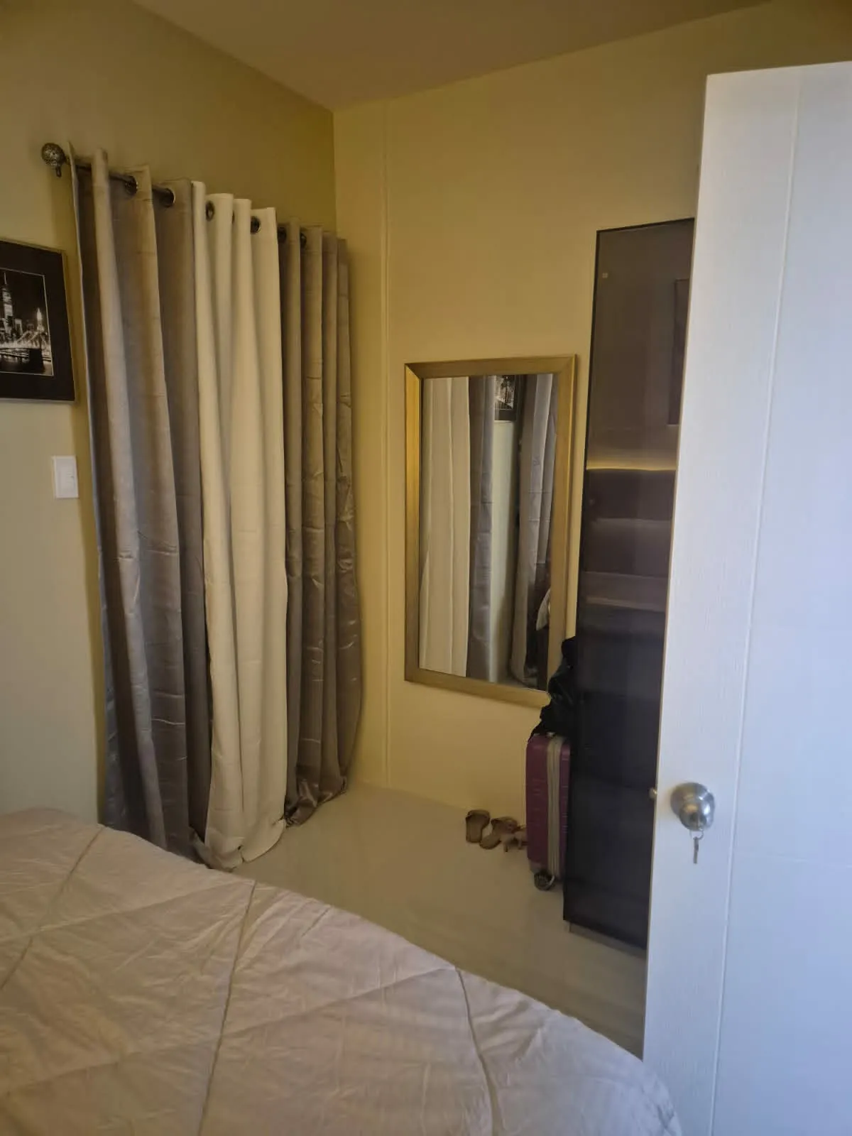 1 Bedroom for Rent at Royal OceanCrest Lapu-lapu -20