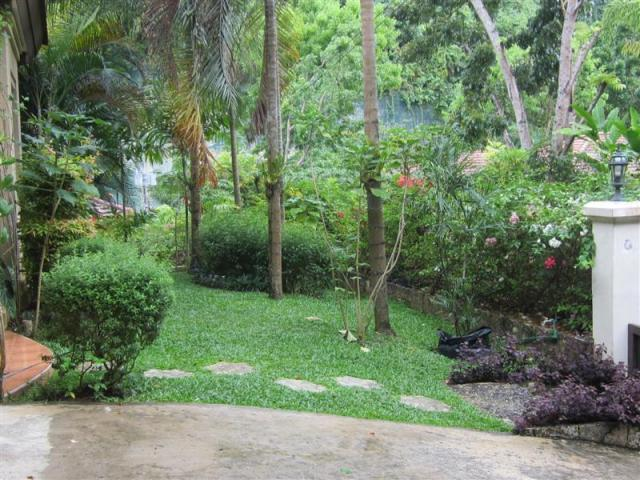 house and lot with swimming pool for rent maria luisa cebu - 08