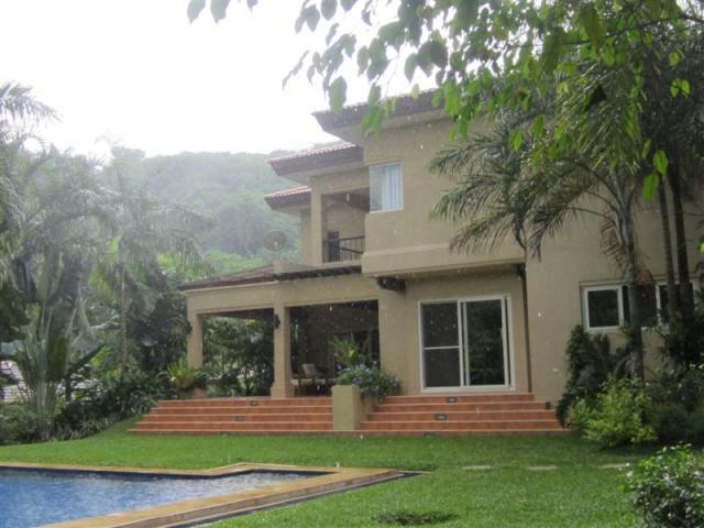 house and lot with swimming pool for rent maria luisa cebu - 19