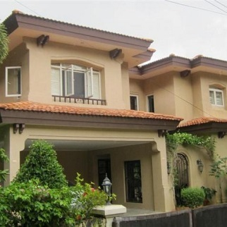 Click below for Maria Luisa Resale House