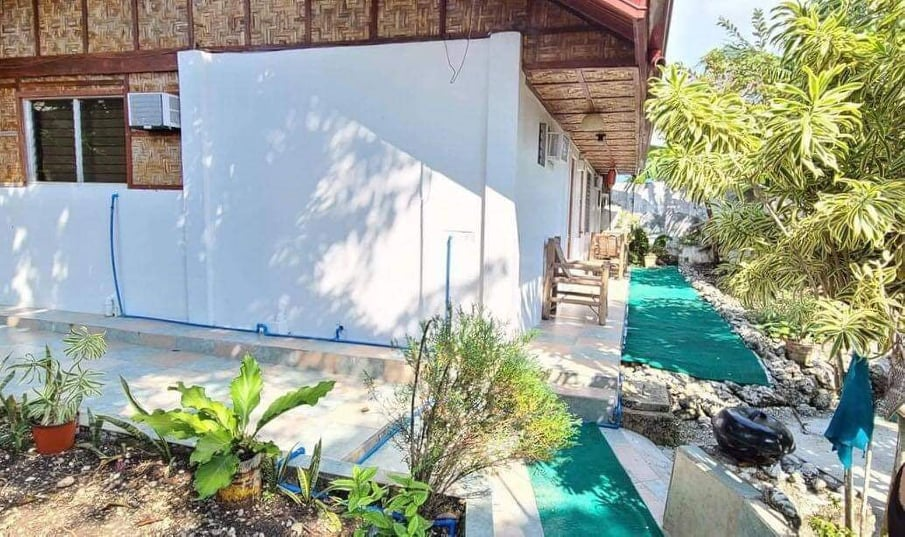 beachfront moalboal -03